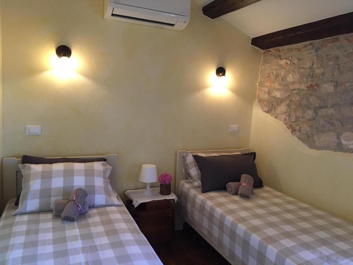 Appartment Hacienda Monica Umag Exteriör bild
