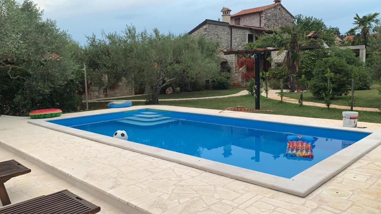 Appartment Hacienda Monica Umag Exteriör bild